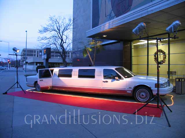 Oscar night limo red carpet and lights Kawasaki Lincoln Nebraska
